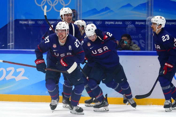 Farrell records hat trick, U.S. routs China 8-0 at Olympics